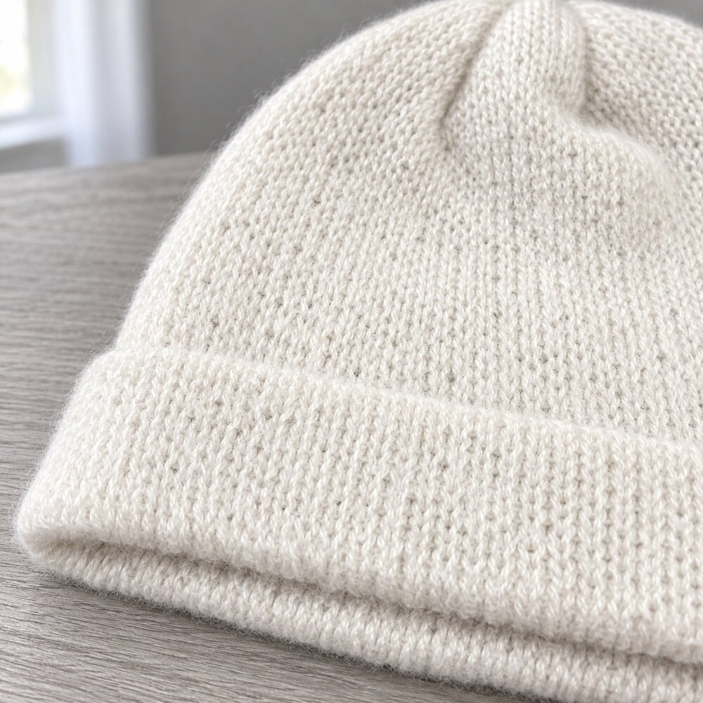 CHANEL White Intarsia CC Knit Beanie - Picture 6 of 6